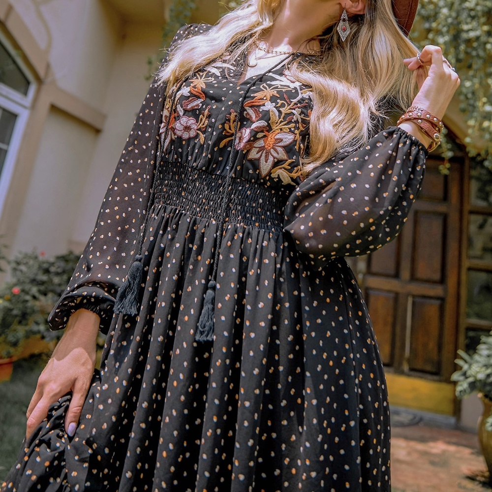 Boho floral print embroidered Polka Dot Maxi dress - Picture 3 of 4
